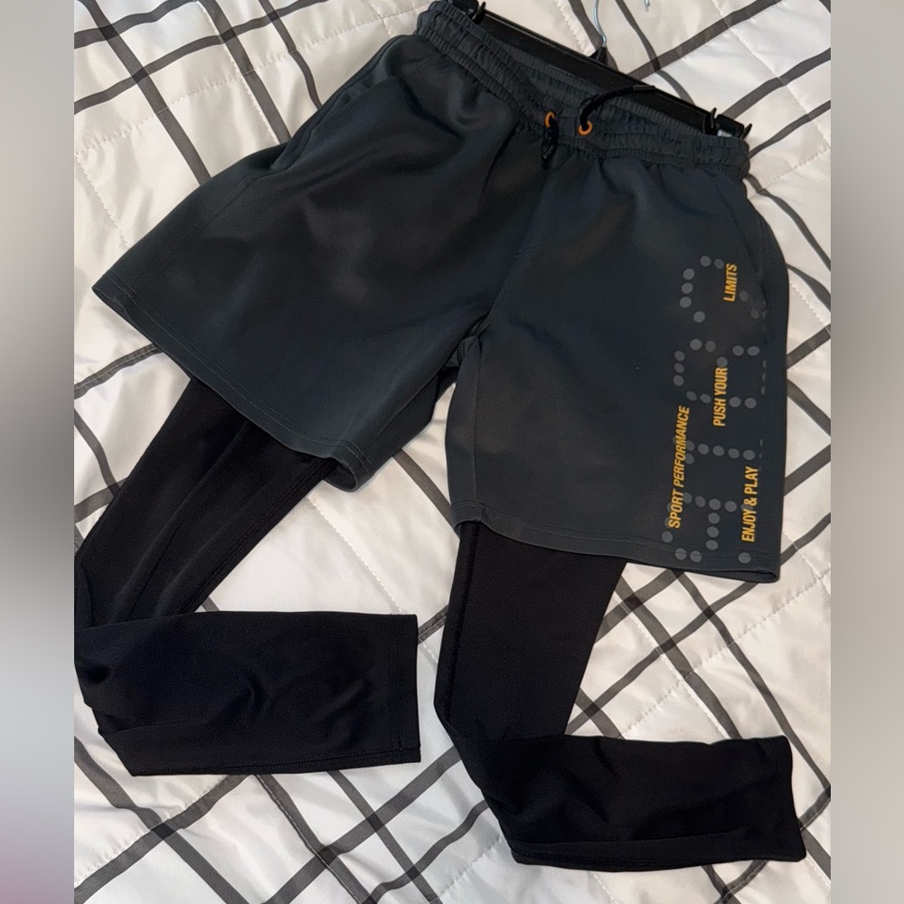 Gray and Black Sport Performance Shorts with Leggings Zara boys 9-10